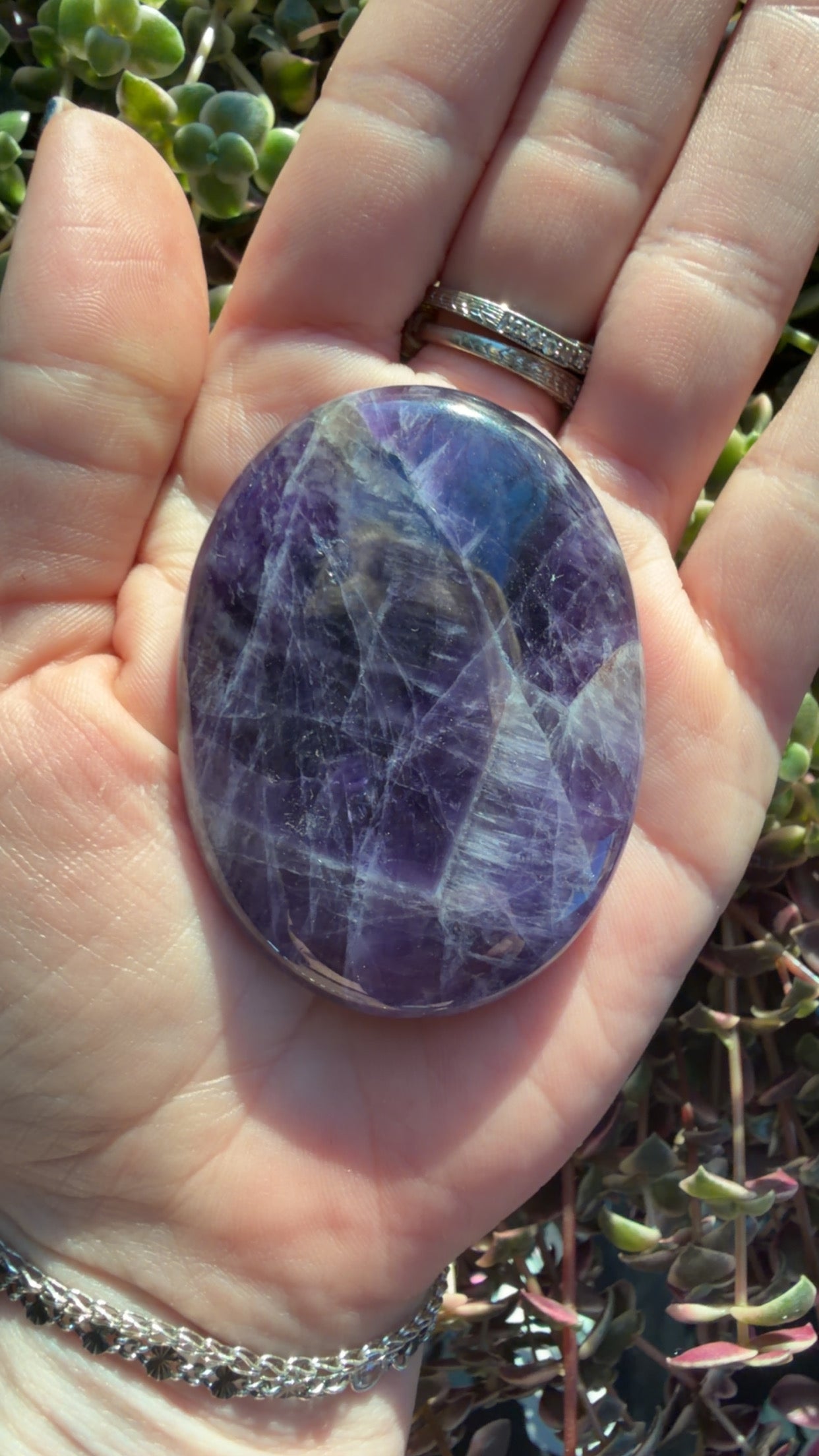 Amethyst Palm Stone