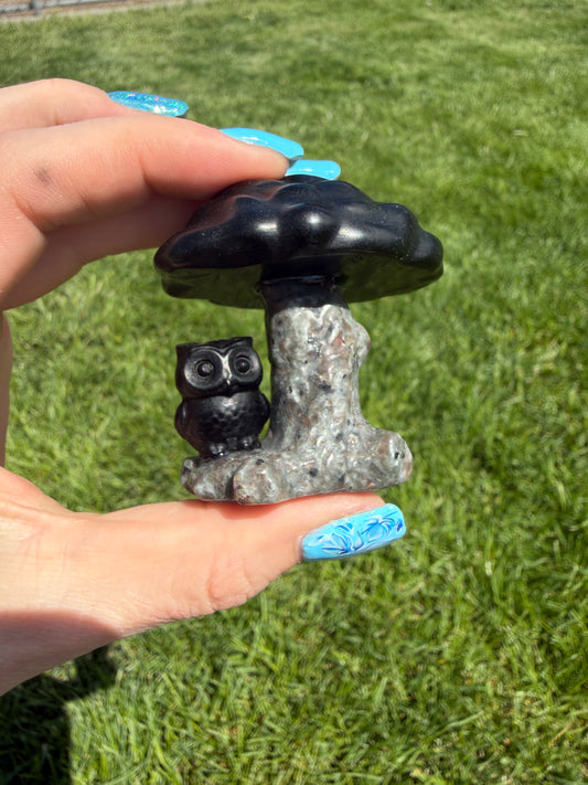 Yooperlite and Obsidian Owl:tree