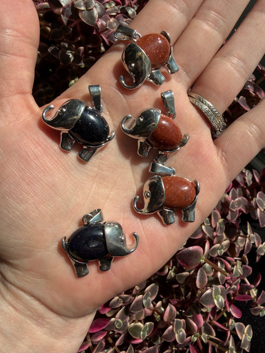 Elephant Sandstone Pendants